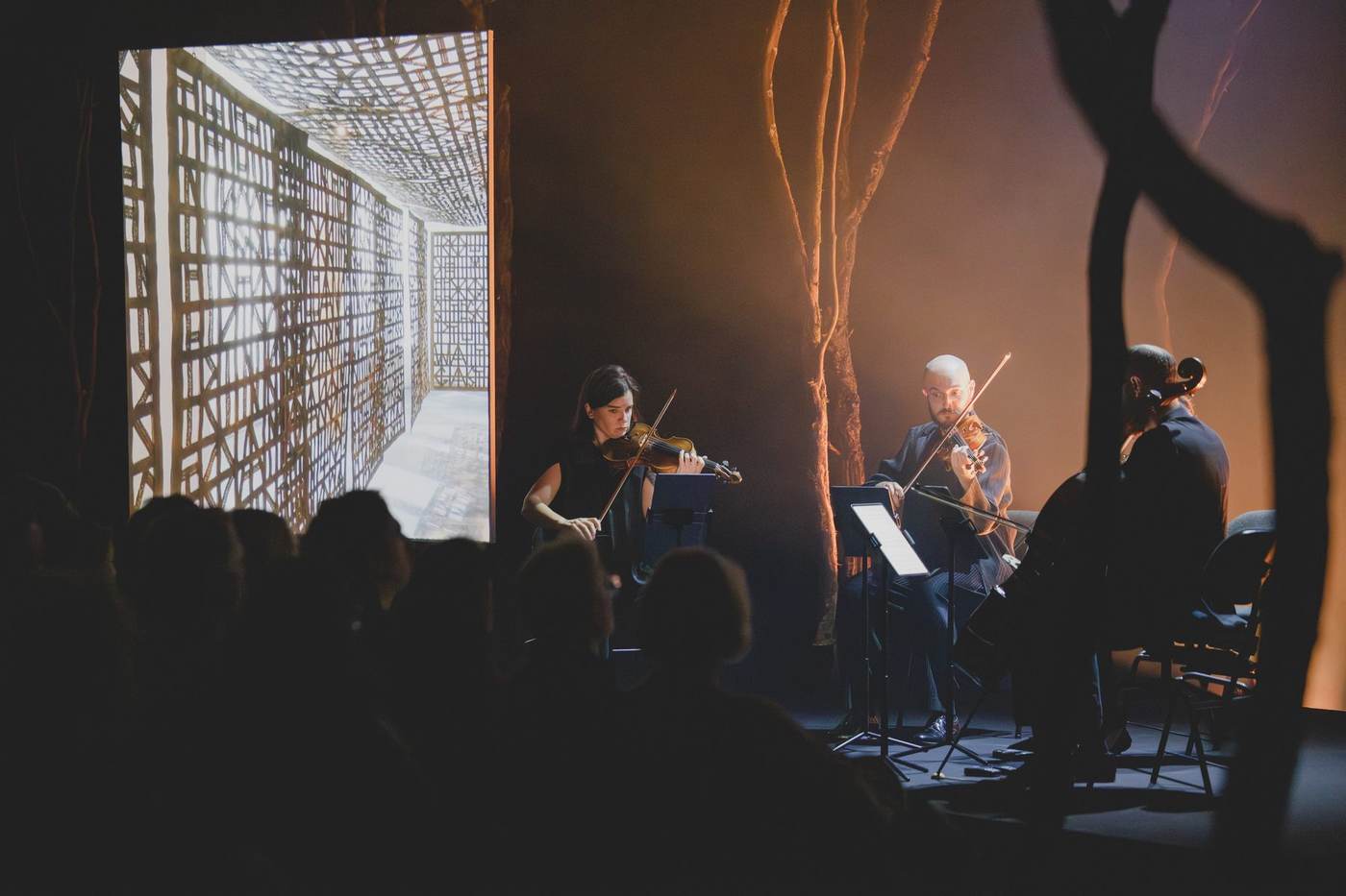 At La Pedrera, exhibiting art isn't enough: they want you to feel it too. — image 3