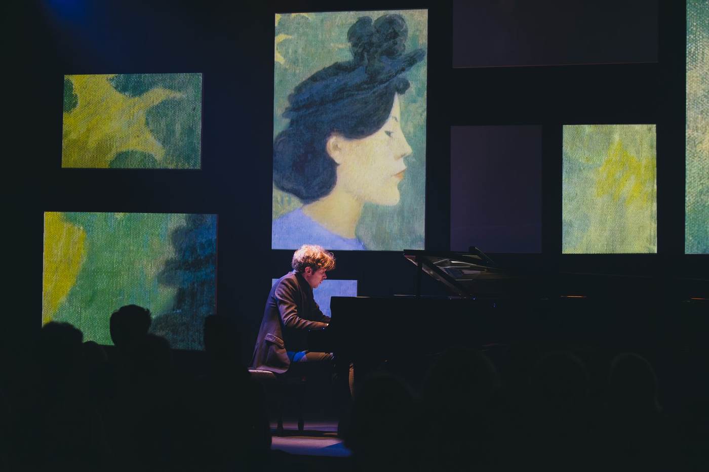 At La Pedrera, exhibiting art isn't enough: they want you to feel it too. — image 6